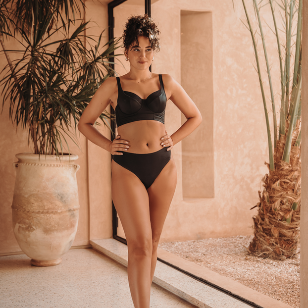 Annadiva Lingerie Première Longline BH Jet Black 