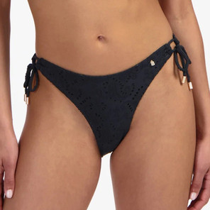 Beachlife Black Embroidery Bikini Hose mit Seitlichen Bändern