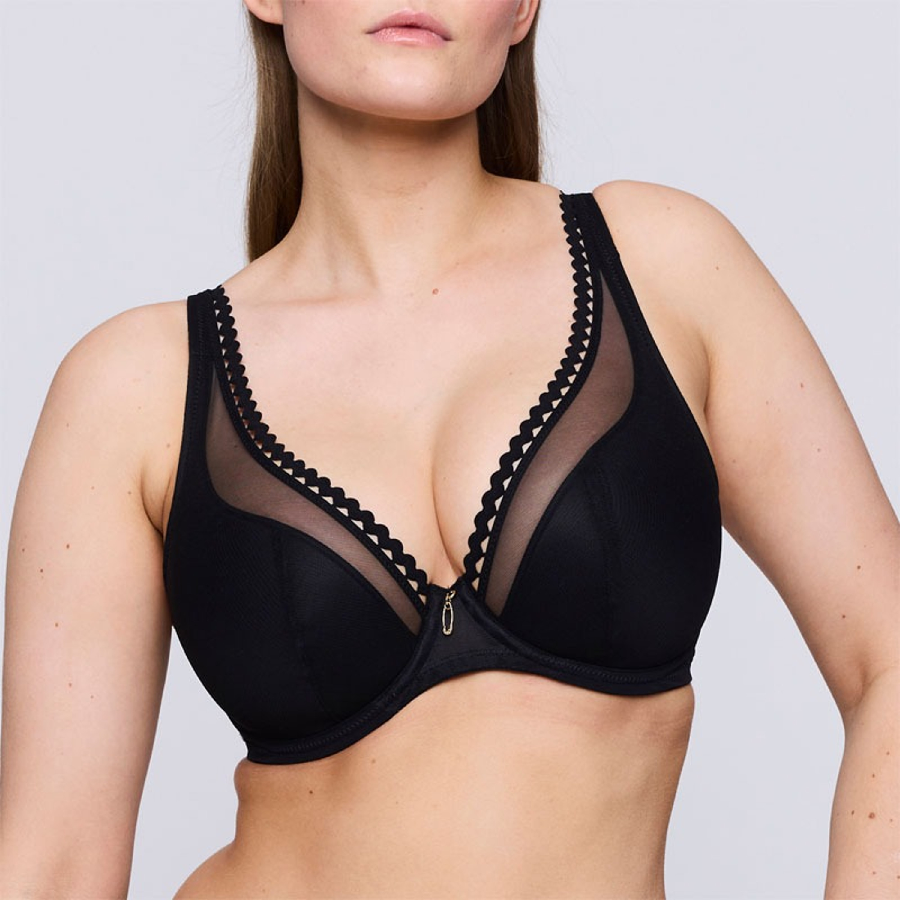 vivgirlplungebh1-0142464zwa.jpg
