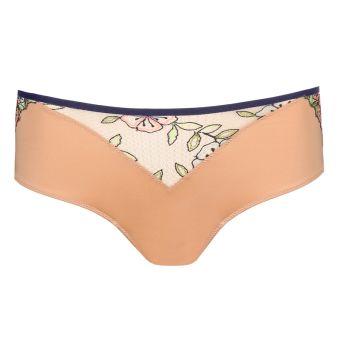 Raia Hotpants